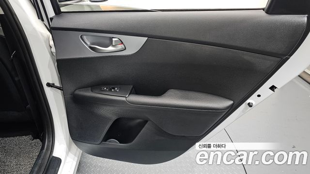 Kia K3 2022 — photo 15