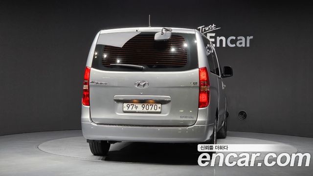 Hyundai Starex 2016 — photo 4