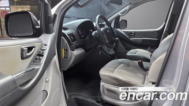 Hyundai Starex 2016 — photo 10