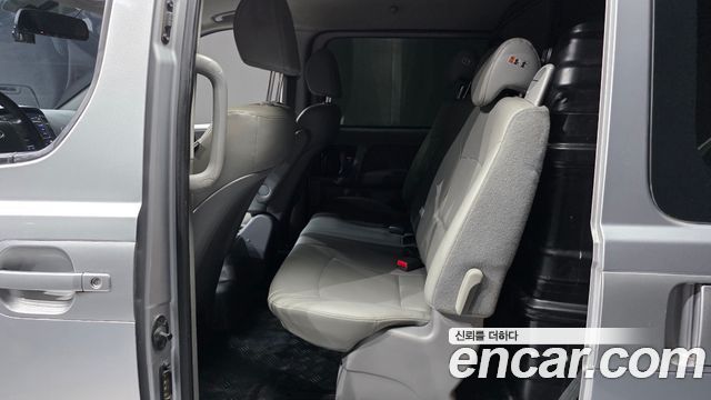 Hyundai Starex 2016 — photo 12