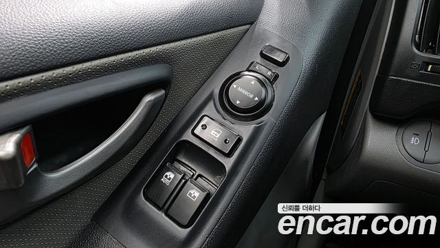 Hyundai Starex 2016 — photo 19