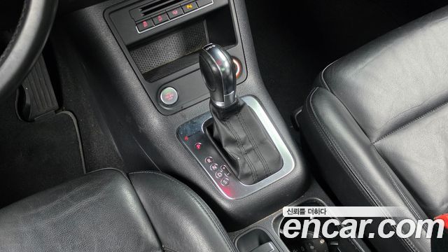 Volkswagen Tiguan 2012 — photo 9