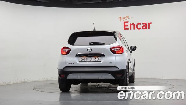 Renault Korea QM3 2017 — photo 4