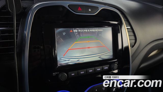 Renault Korea QM3 2017 — photo 22