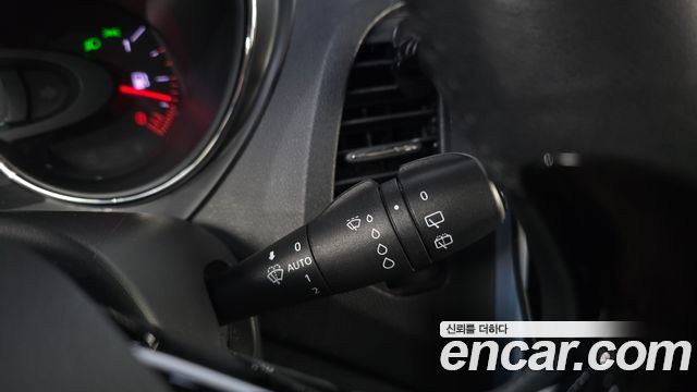 Renault Korea QM3 2017 — photo 25