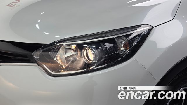 Renault Korea QM3 2017 — photo 8