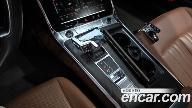 Audi A6 2023 — photo 12
