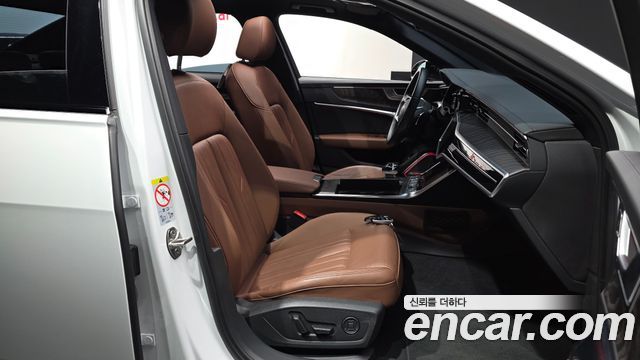Audi A6 2023 — photo 17