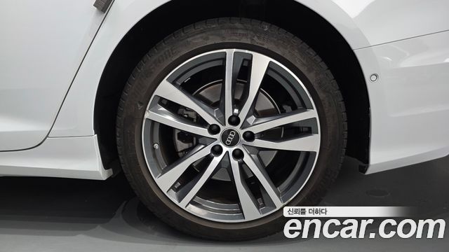 Audi A6 2023 — photo 7
