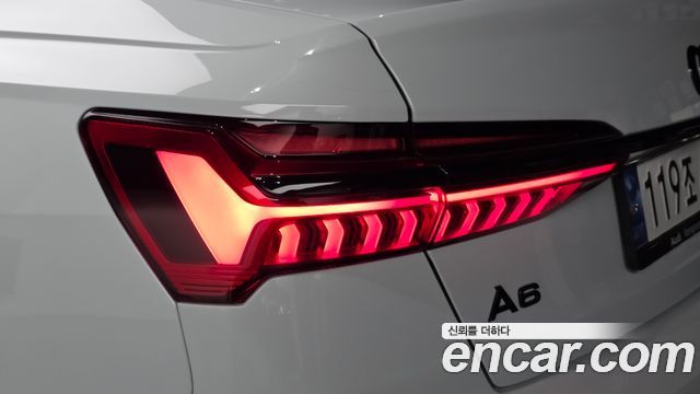 Audi A6 2023 — photo 9