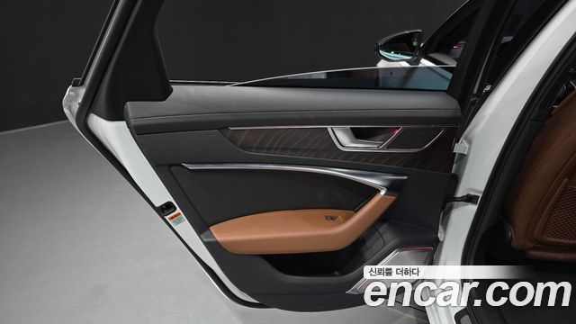 Audi A6 2023 — photo 15