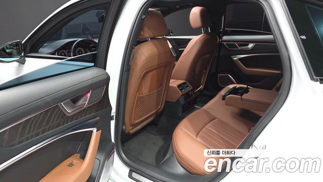 Audi A6 2023 — photo 16