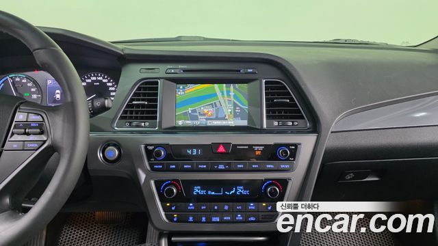 Hyundai Sonata 2017 — photo 20