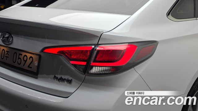 Hyundai Sonata 2017 — photo 9