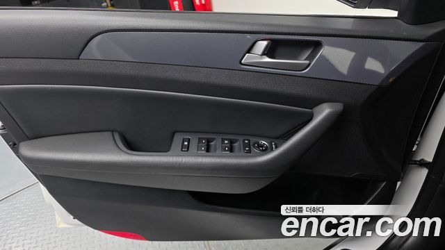 Hyundai Sonata 2017 — photo 14