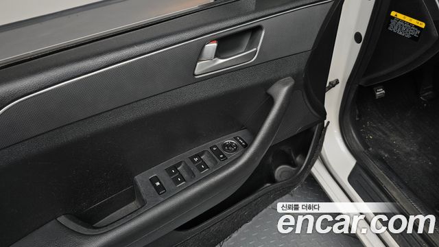 Hyundai Sonata 2015 — photo 18