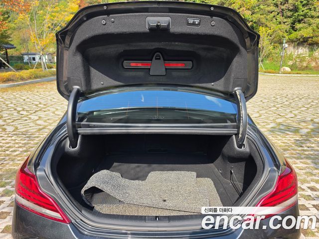 Genesis G70 2020 — photo 15