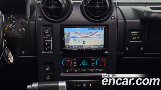 Hummer H2 2005 — photo 15