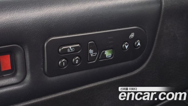 Hummer H2 2005 — photo 20