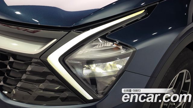 Kia Sportage 2024 — photo 8