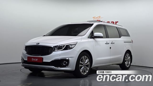 Kia Canival 2015 — photo 1