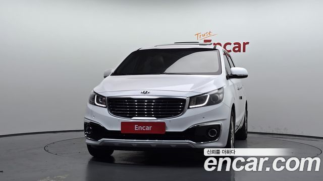 Kia Canival 2015 — photo 3