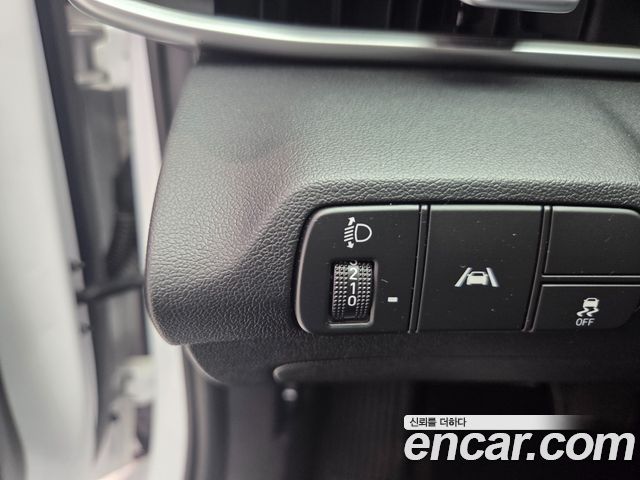 Hyundai AVANTE 2023 — photo 10