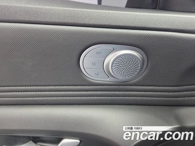Hyundai AVANTE 2023 — photo 12