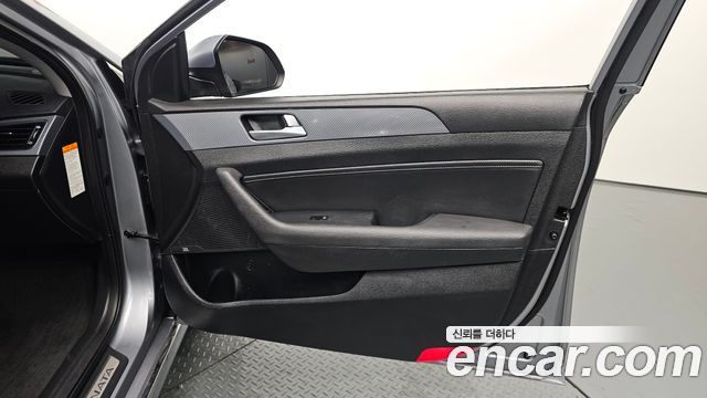 Hyundai Sonata 2016 — photo 14