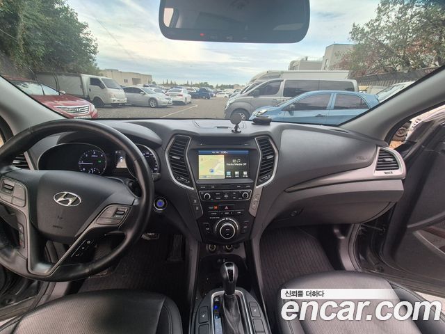 Hyundai Santafe 2016 — photo 14
