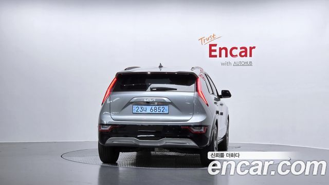 Kia Niro 2023 — photo 4