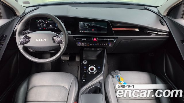 Kia Niro 2023 — photo 10