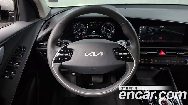Kia Niro 2023 — photo 19