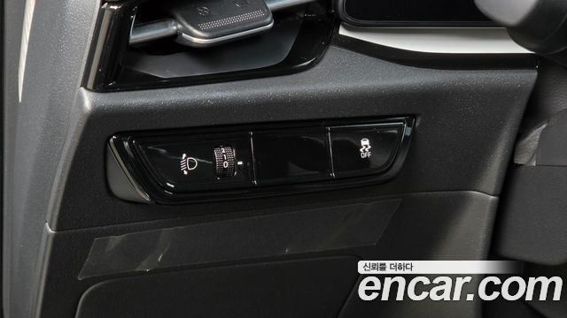 Kia Niro 2023 — photo 25