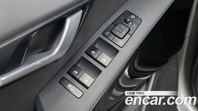 Kia Niro 2023 — photo 26