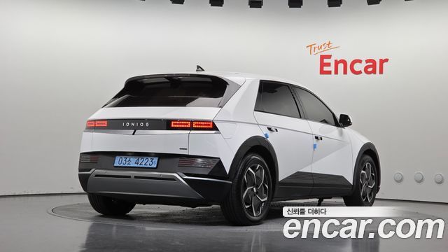 Hyundai Ioniq5 2022 — photo 2