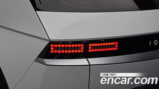 Hyundai Ioniq5 2022 — photo 9