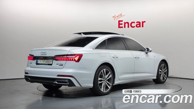 Audi A6 2022 — photo 2