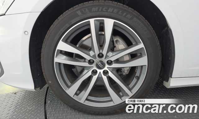 Audi A6 2022 — photo 5