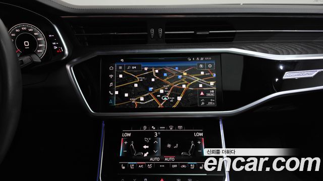 Audi A6 2022 — photo 18