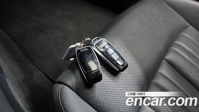 Audi A6 2022 — photo 21
