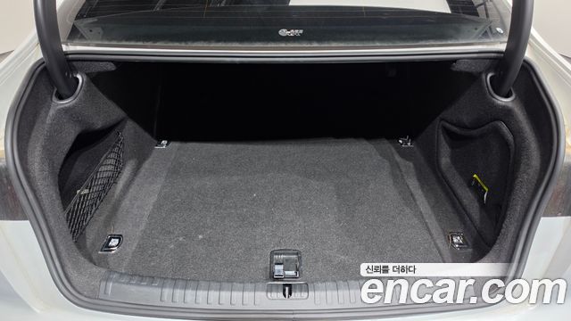 Audi A6 2022 — photo 24