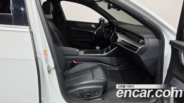Audi A6 2022 — photo 16