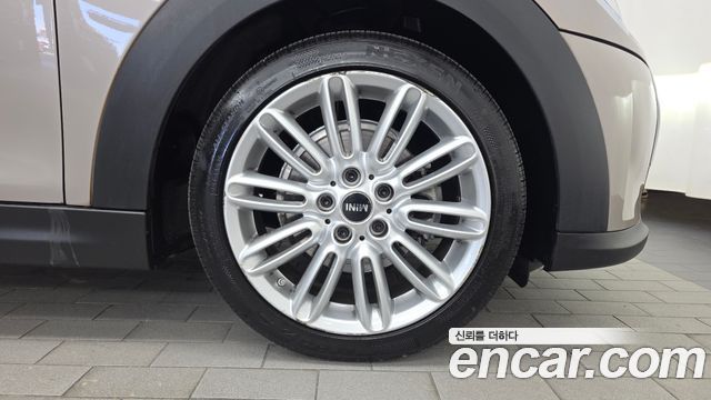 Mini Cooper 2023 — photo 7