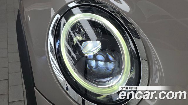 Mini Cooper 2023 — photo 8