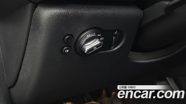 Mini Cooper 2023 — photo 16
