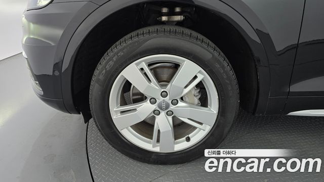 Audi Q5 2020 — photo 5