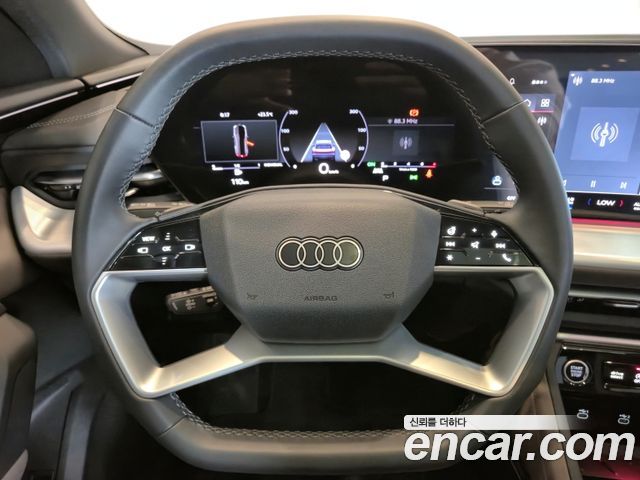 Audi Q5 2025 — photo 13