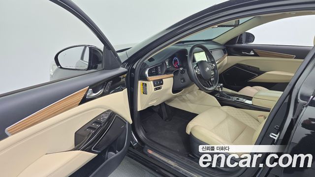 Kia K7 2016 — photo 13