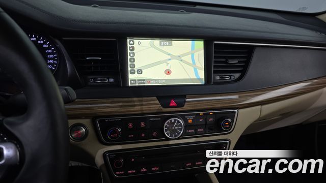 Kia K7 2016 — photo 19